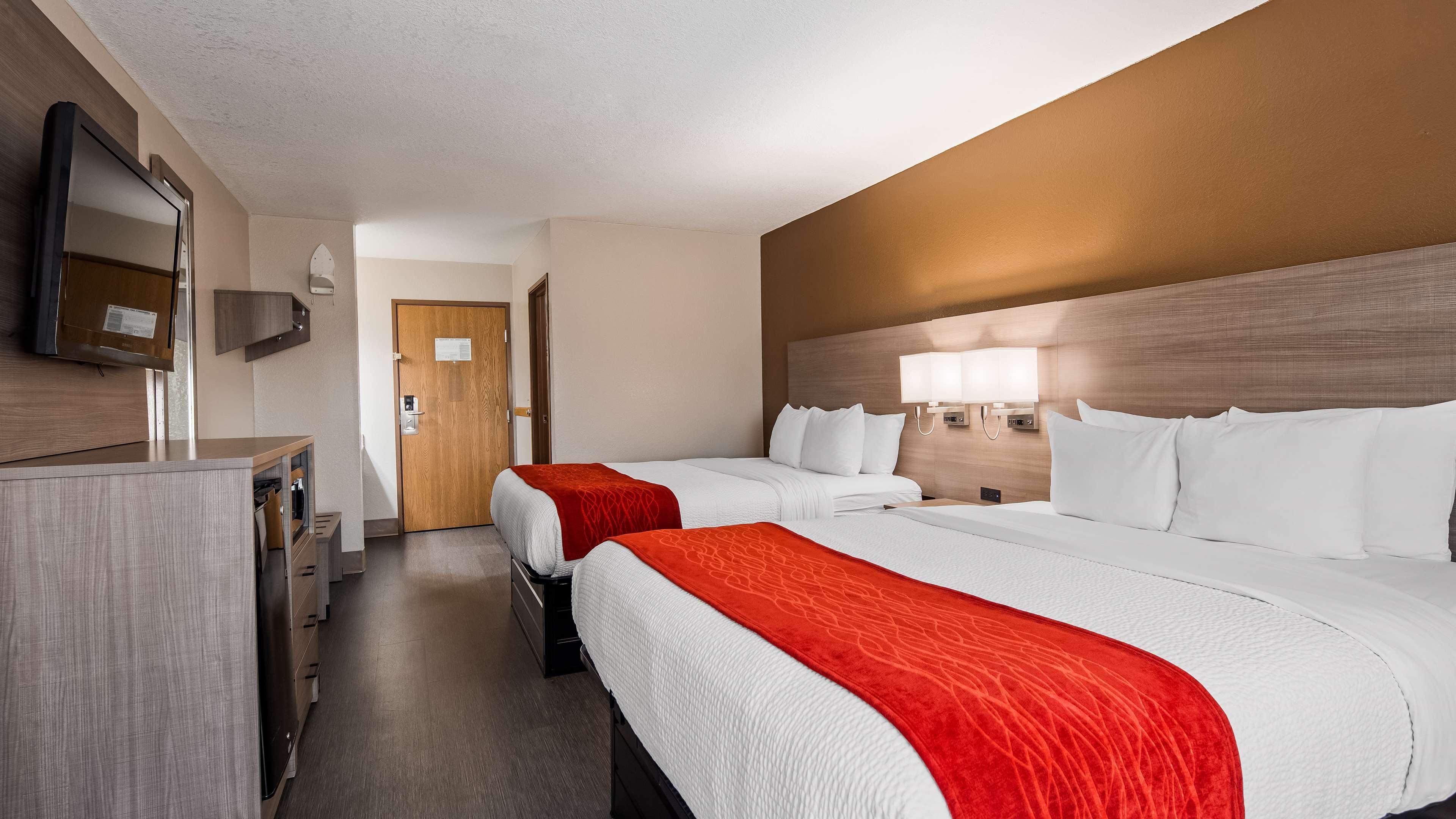 Surestay Plus Hotel By Best Western Карні Екстер'єр фото